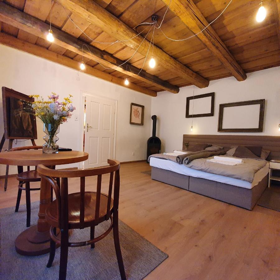 Corte Apartman Pápa Eksteriør bilde