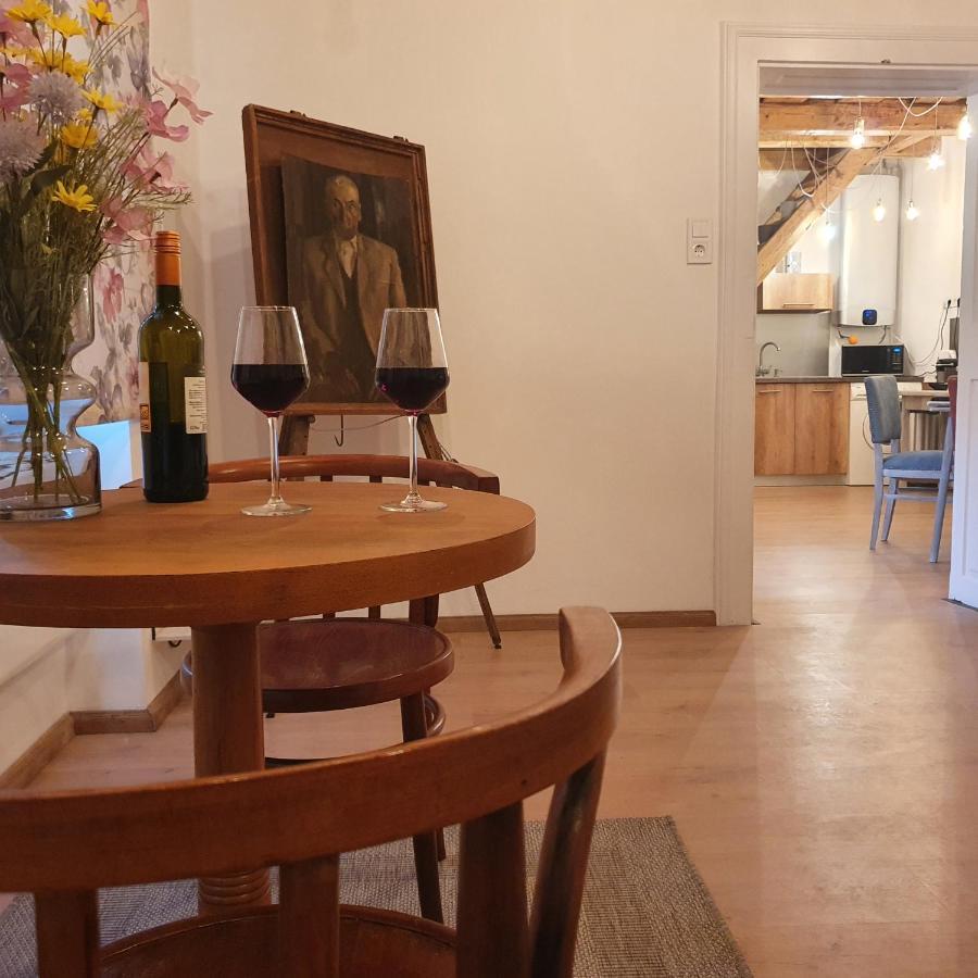 Corte Apartman Pápa Eksteriør bilde
