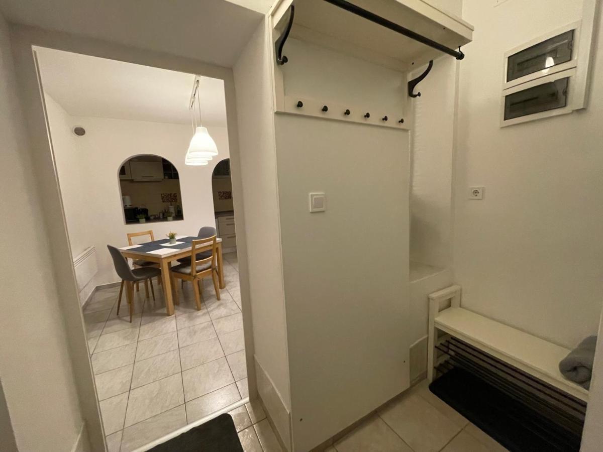Corte Apartman Pápa Eksteriør bilde