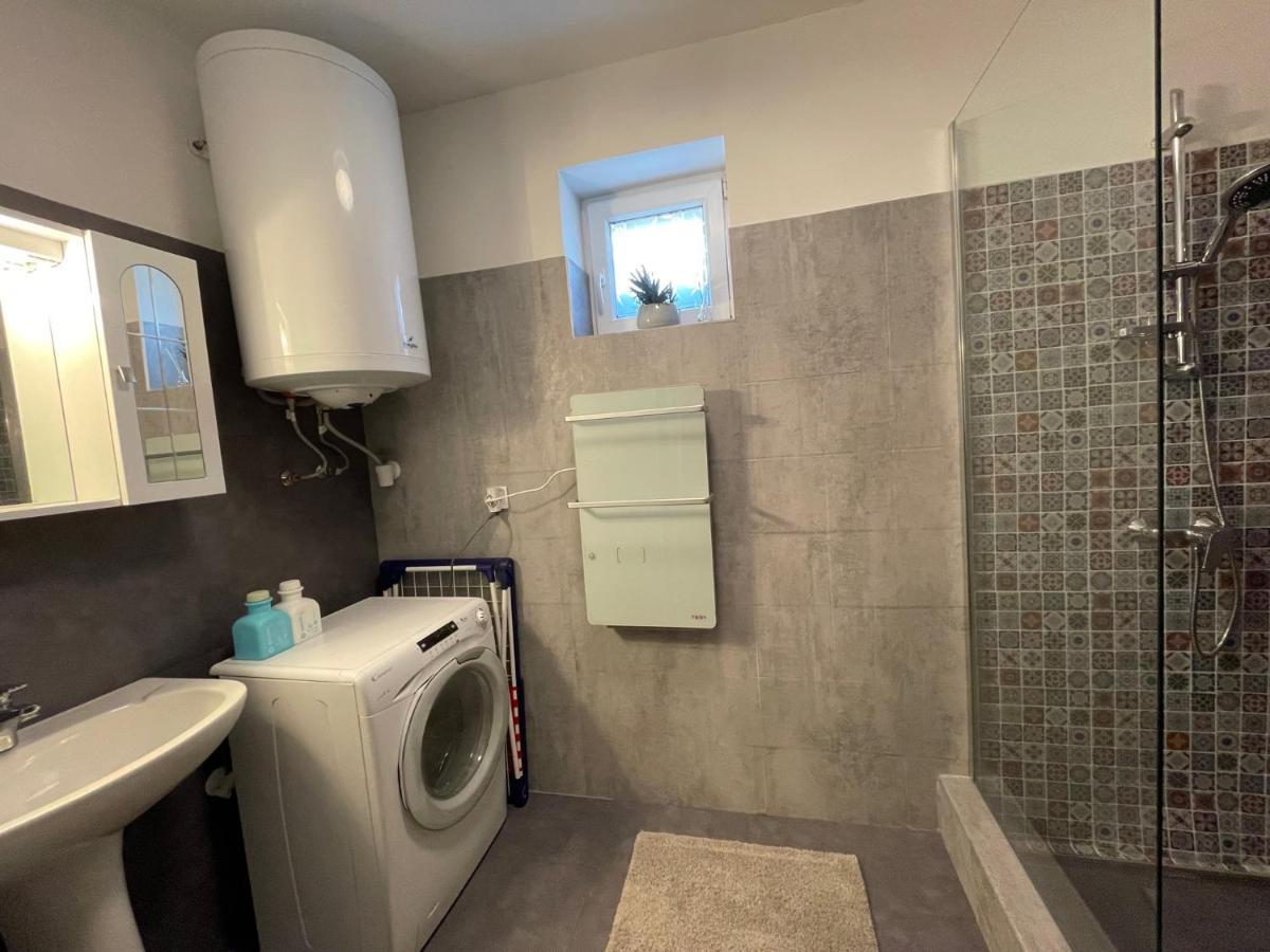 Corte Apartman Pápa Eksteriør bilde