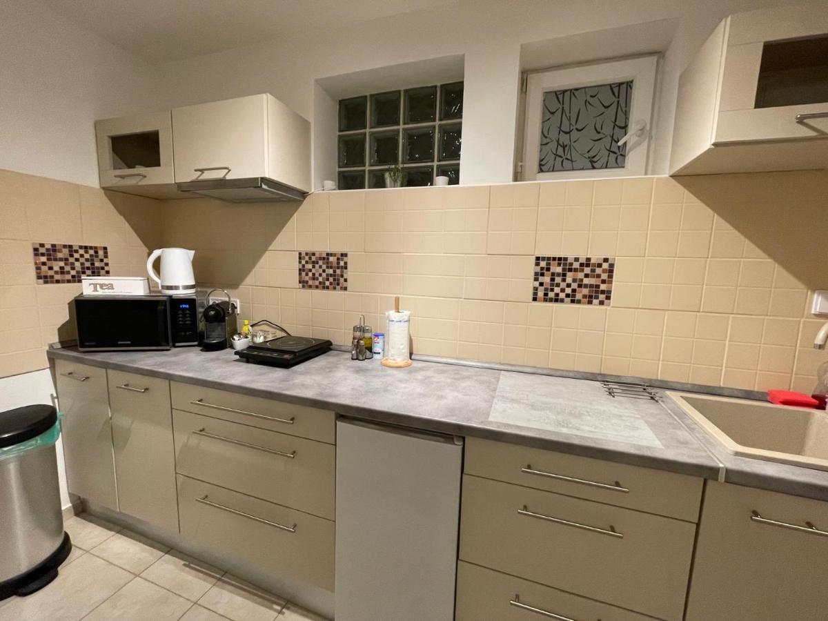 Corte Apartman Pápa Eksteriør bilde
